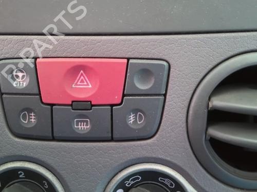 Used Warning switch Warning switch FIAT PANDA (169_) 1.3 D Multijet (169.AXC1A) (70 hp) 40437459 40437459
