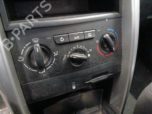 BP31669869I5 main image