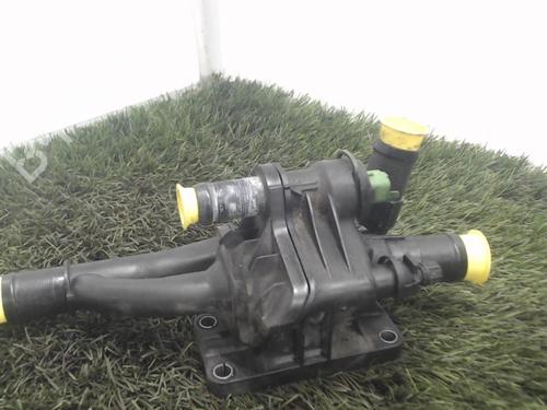 Used Thermostat housing Thermostat housing PEUGEOT 3008 I MPV (0U_) 1.6 HDi (109 hp) 20884329 20884329