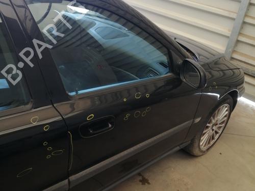 Right front door VOLVO V70 II (285) 2.4 D | BP26237290C3 
