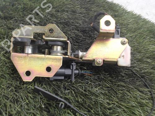 Used Tailgate lock VW TOUAREG (7LA, 7L6, 7L7) 2.5 R5 TDI (174 hp) 20884387