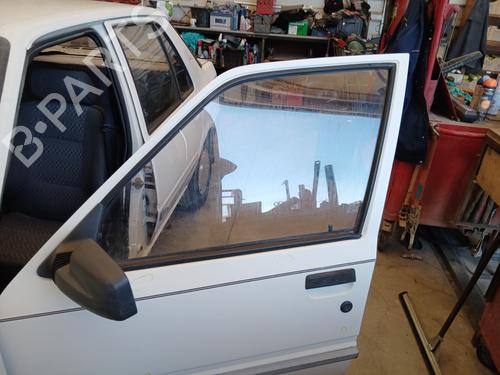 Dør rude ventre foran Dør rude ventre foran PEUGEOT 309 I (10C, 10A) 1.4 (67 hp) 36009718 36009718