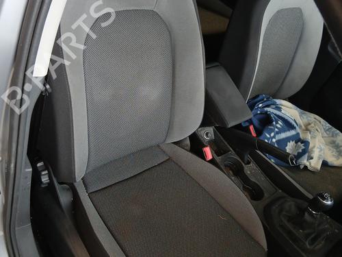Used Right front seat SEAT IBIZA V (KJ1, KJG) 1.6 TDI (95 hp) 32164069