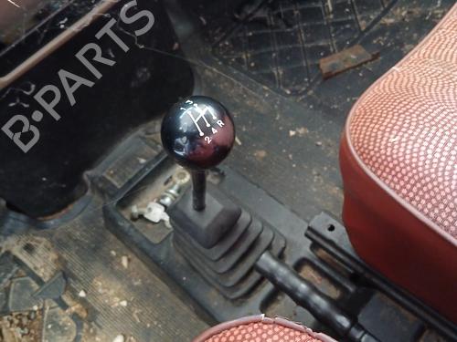 Used Shift knob Shift knob RENAULT 5 (122_) 1.1 (1227, 1397) (45 hp) 33015316 33015316