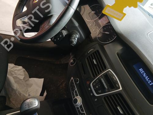 Dashboard RENAULT LAGUNA III (BT0/1) 1.5 dCi (BT00, BT0A, BT0T, BT1J) | BP30148973C46 