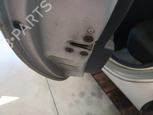 Used Rear left lock RENAULT CLIO III (BR0/1, CR0/1) 1.4 16V (98 hp) 29240855