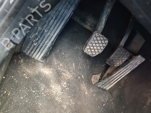 Clutch pedal BMW 1 (E87) 120 i | BP37280212I13 - Image 3