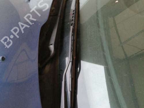 Used Front windshield wiper arm PEUGEOT 206 Hatchback (2A/C) 1.9 D (69 hp) 27934293