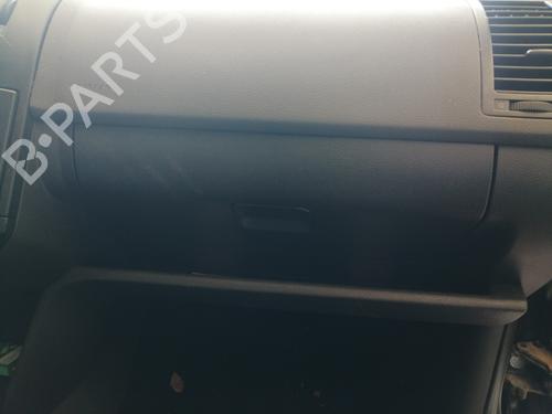 Used Glove box VW POLO (9N_, 9A_) 1.4 TDI (80 hp) 25376218