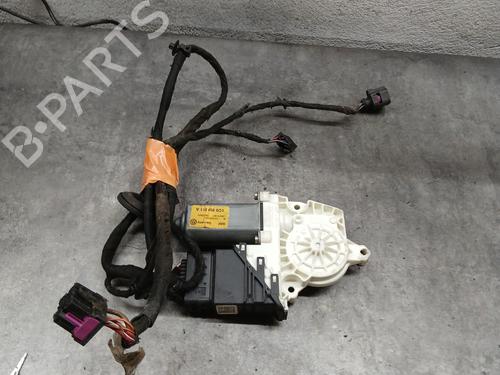 Used Left rear window motor VW BORA I (1J2) 1.9 TDI (110 hp) 30816494