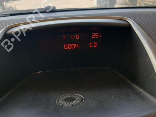 Used Radio Radio 38229026 38229026