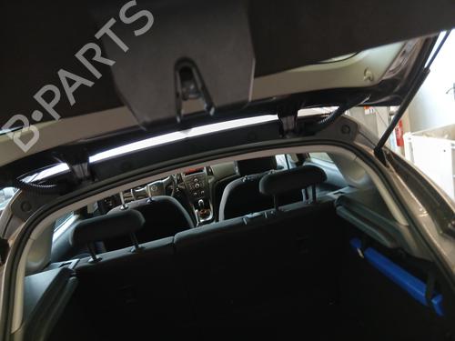 Serratura portellone posteriore OPEL ASTRA J (P10) 1.3 CDTI (68) (95 hp) 32108497