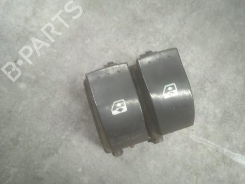 Used Switch Switch RENAULT MEGANE II (BM0/1_, CM0/1_) 1.5 dCi (BM1E, CM1E) (106 hp) 23866421 23866421