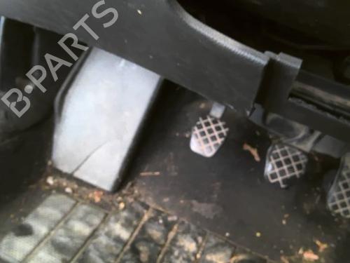 Used Clutch pedal Clutch pedal VW GOLF IV (1J1) 1.9 TDI (110 hp) 40269592 40269592