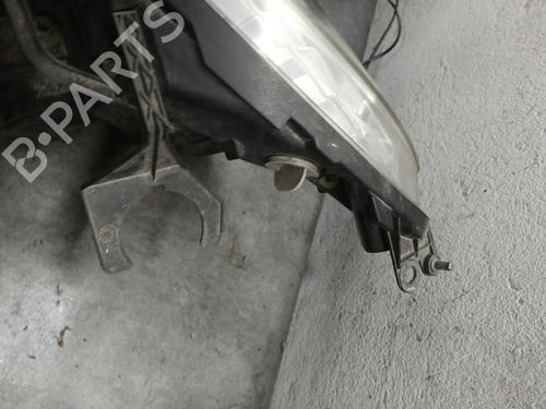 Right headlight CITROËN C4 Picasso I MPV (UD_) 1.6 HDi | BP30642643C29 
