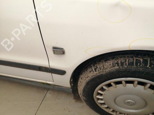 Right front fenders VOLVO V40 Estate (645) 1.6 | BP24402737C42 