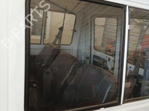 Used Rear left door window RENAULT TRAFIC Bus (T_, P_, V_) 1.9 D (60 hp) 28544745
