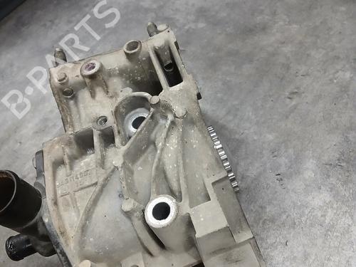 Corps de thermostat Corps de thermostat PEUGEOT 106 II (1A_, 1C_) 1.0 i (50 hp) 36395586 36395586