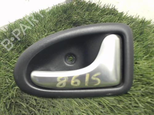 Used Front right interior door handle Front right interior door handle RENAULT CLIO II (BB_, CB_) 1.5 dCi (B/CB08) (82 hp) 20883458 20883458