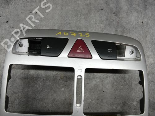 Middle console PEUGEOT 307 CC (3B) 2.0 HDi 135 | BP29165205I22 