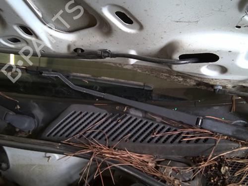 Used Front wiper motor Front wiper motor RENAULT CLIO II (BB_, CB_) 1.2 (BB0A, BB0F, BB10, BB1K, BB28, BB2D, BB2H, CB0A,... (58 hp) 40269493 40269493