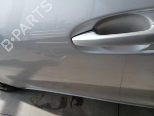 front-left-exterior-door-handle-toyota-verso-_r2_-2009-2010-2011-2012-2013-2014-2015-2016-2017-2018-32166766 main image