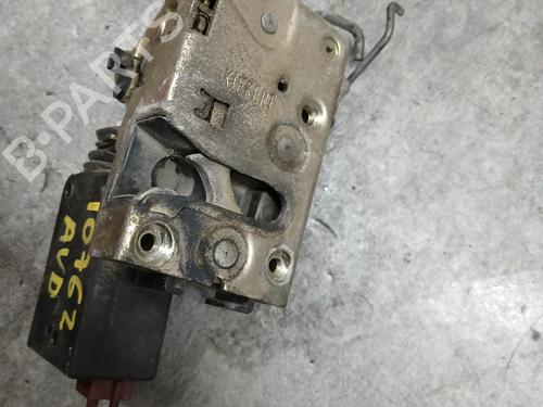 front-right-lock-peugeot-106-ii-1a_-1c_-1996-1997-1998-1999-2000-2001-2002-2003-2004-2005-31839621 main image