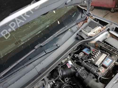 Used Front wiper motor SEAT IBIZA V (KJ1, KJG) 1.6 TDI (95 hp) 32164056