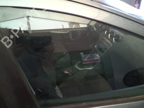Used Front right door window Front right door window 39042856 39042856