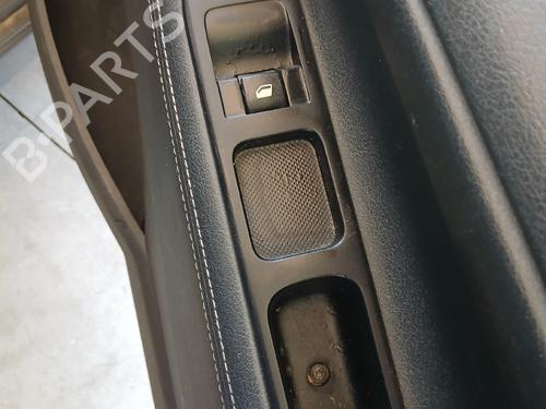 Used Right front window switch Right front window switch 38229037 38229037