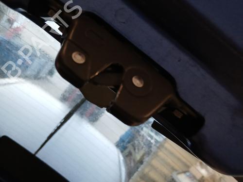 Used Tailgate lock PEUGEOT 106 II (1A_, 1C_) 1.4 i (75 hp) 31351696