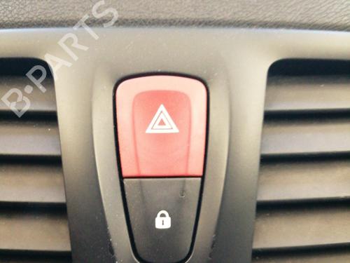 Used Warning switch RENAULT MEGANE III Hatchback (BZ0/1_, B3_) 1.5 dCi (106 hp) 27249076