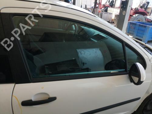 Used Front right door window PEUGEOT 207 (WA_, WC_) 1.4 HDi (68 hp) 28035621