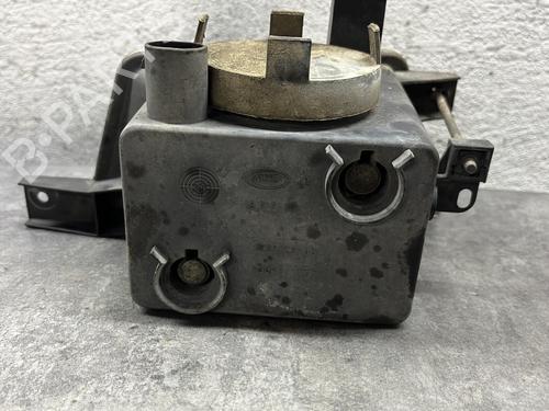 Used Right front fog light Right front fog light 32139022 32139022