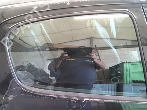 rear-right-door-window-peugeot-206-2l_-2m_-2009-2010-2011-2012-2013-39215745 main image