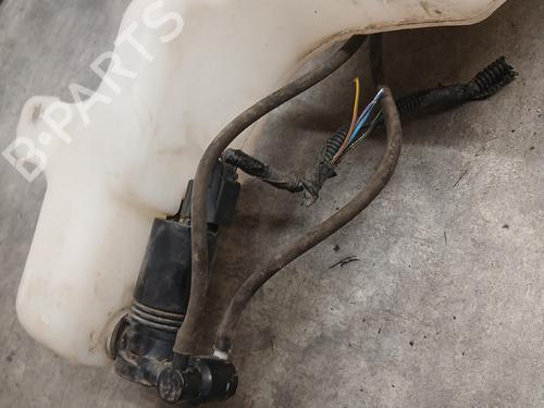 Used Windscreen washer tank Windscreen washer tank 36793904 36793904