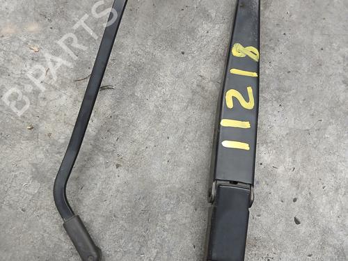 Used Front windshield wiper arm Front windshield wiper arm TOYOTA AYGO (_B1_) 1.0 (KGB10_, KGB10R) (68 hp) 34107642 34107642