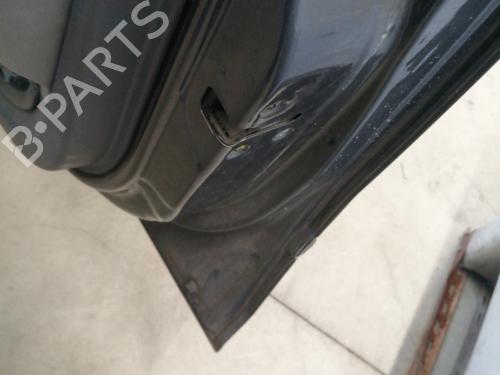Used Front right lock NISSAN ALMERA TINO (V10) 2.2 dCi (112 hp) 21282414