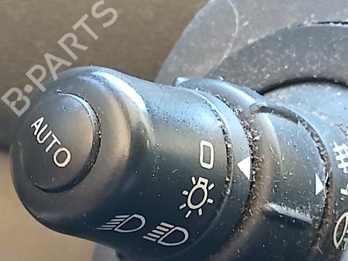 switch-renault-scenic-ii-jm01_-2003-2004-2005-2006-2007-2008-2009-2010-36442247 main image