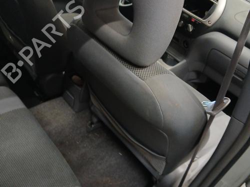 Right front seat TOYOTA RAV 4 II (_A2_) 2.0 D 4WD (CLA20_, CLA21_, CLA20R, CLA21R) | BP30109441C16