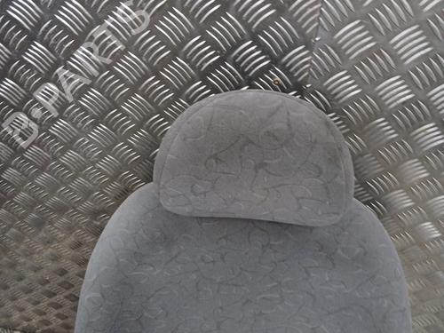 Right front seat TOYOTA YARIS (_P1_) 1.0 (SCP10_, SCP10R) | BP32493138C16