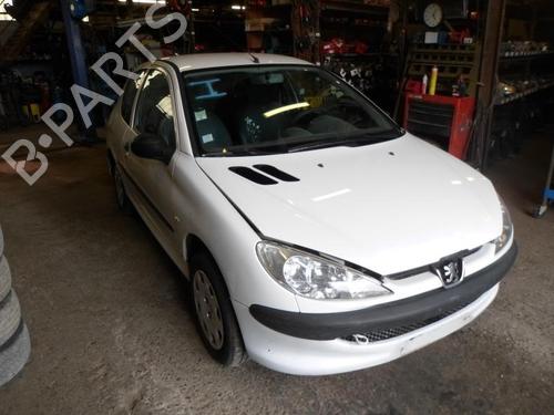 Front bumper PEUGEOT 206 Hatchback (2A/C) 1.4 HDi eco 70 | BP21275952C7 
