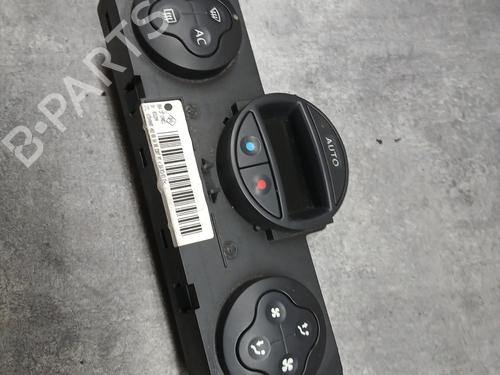 Used Climate control RENAULT MEGANE II (BM0/1_, CM0/1_) 1.6 16V (BM0C, CM0C) (113 hp) 28124674