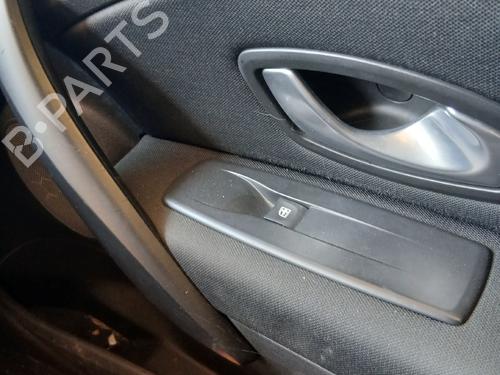 Used Right front window switch Right front window switch RENAULT MEGANE III Coupe (DZ0/1_) 1.5 dCi (DZ0B) (106 hp) 36170382 36170382