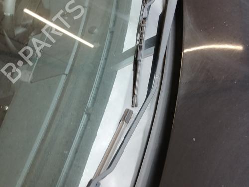 Używane Ramię wycieraczki przedniej szyby FORD FUSION (JU_) 1.4 TDCi (68 hp) 30003251