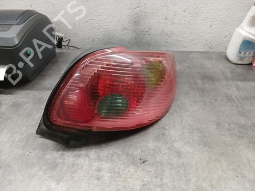 right-taillight-peugeot-206-cc-2d-2000-2001-2002-2003-2004-2005-2006-2007-2008-31920817 main image