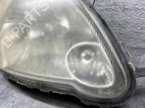 Right headlight TOYOTA YARIS (_P1_) 1.4 D-4D (NLP10_, NLP10R) | BP29359168C29 
