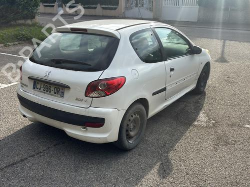 Left headlight PEUGEOT 206+ (2L_, 2M_) 1.4 HDi eco 70 | BP36563655C28 - Image 12