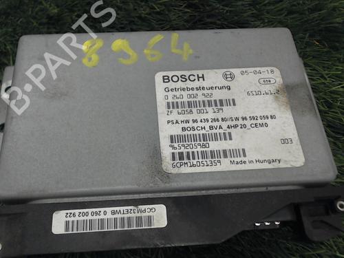 Used Gearbox control unit Gearbox control unit PEUGEOT 407 (6D_) 2.0 HDi 135 (6DRHRH, 6DRHRE, 6DRHRG, 6DRHRJ) (136 hp) 20885174 20885174