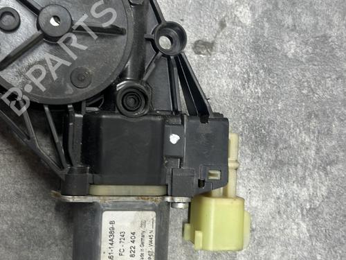Left front window motor FORD FIESTA VI (CB1, CCN) 1.4 TDCi | BP27927275E21 